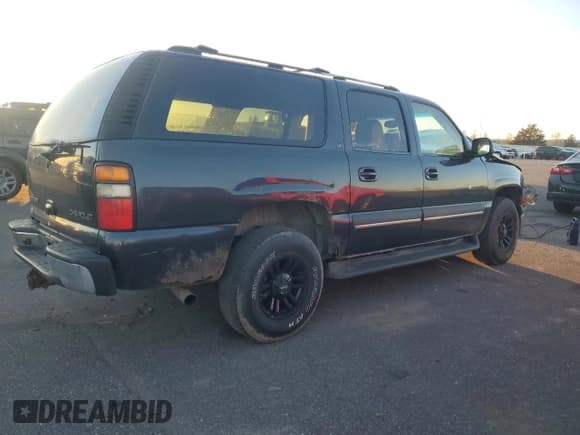 ✅ 2004 Chevrolet Suburban Z71 • VIN: 3GNFK16Z54G109899 • Лот: 81691914. Опубликован ранее на Copart с пробегом Не указан. Бесплатный доступ к архиву аукционных продаж из США и подробный отчёт об истории автомобиля на DreamBid. Изображение 3.
