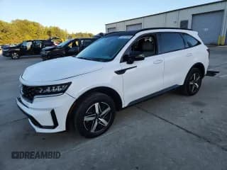 ✅ 2022 Kia Sorento EX • VIN: 5XYRH4LF6NG130048 • Lot: 84871385. Wystawiony na Copart z przebiegiem 62 548 mil. Bezpłatny archiwum sprzedaży aukcyjnych z USA i szczegółowy raport historii pojazdu na DreamBid. Zdjęcie 1.