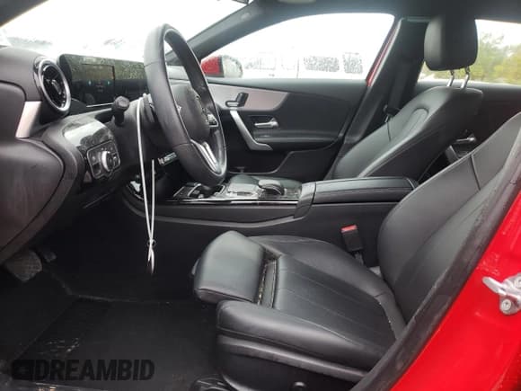 ✅ 2020 Mercedes-Benz A 220 • VIN: W1K3G4EB3LW045595 • Лот: 73002012. Опубликован ранее на Copart с пробегом 46 443 миль. Бесплатный доступ к архиву аукционных продаж из США и подробный отчёт об истории автомобиля на DreamBid. Изображение 7.