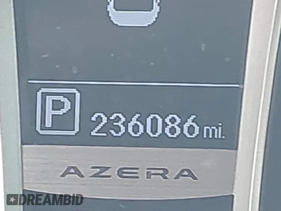 ✅ 2012 Hyundai Azera • VIN: KMHFH4JGXCA182208 • Лот: 42559319. Опубликован ранее на IAAI с пробегом 236 086 миль. Бесплатный доступ к архиву аукционных продаж из США и подробный отчёт об истории автомобиля на DreamBid. Изображение 15.