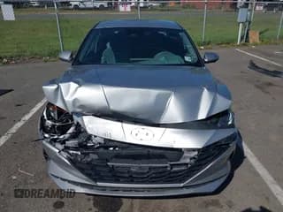 ✅ 2021 Hyundai Elantra SEL • VIN: 5NPLM4AG7MH045014 • Lot: 43345253. Listed on IAAI with 131,971 mi. Free auction sales archive from the USA and detailed vehicle history report at DreamBid. Image 6.