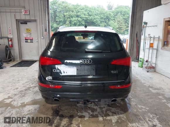 ✅ 2016 Audi Q5 Premium Plus • VIN: WA1L2AFP3GA091300 • Lot: 42503446. Wystawiony na IAAI z przebiegiem 124 092 mil. Bezpłatny archiwum sprzedaży aukcyjnych z USA i szczegółowy raport historii pojazdu na DreamBid. Zdjęcie 17.