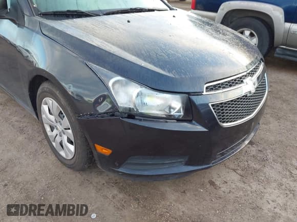 ✅ 2014 Chevrolet Cruze LS • VIN: 1G1PA5SH4E7265880 • Лот: 43449000. Опубликован ранее на IAAI с пробегом 160 393 миль. Бесплатный доступ к архиву аукционных продаж из США и подробный отчёт об истории автомобиля на DreamBid. Изображение 6.