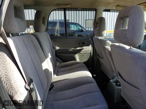 ✅ 2002 Suzuki Grand Vitara JLX • VIN: JS3TD62V324154082 • Lot: 84174574. Wystawiony na Copart z przebiegiem 236 372 mil. Bezpłatny archiwum sprzedaży aukcyjnych z USA i szczegółowy raport historii pojazdu na DreamBid. Zdjęcie 10.