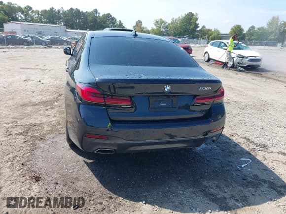 ✅ 2021 BMW 5 Series 530i • VIN: WBA53BH09MWX07868 • Lot: 43275734. Listed on IAAI with Not provided. Free auction sales archive from the USA and detailed vehicle history report at DreamBid. Image 16.