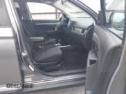 ✅ 2018 Mitsubishi Outlander ES • VIN: JA4AZ3A34JJ003543 • Lot: 42830433. Wystawiony na IAAI z przebiegiem 240 000 mil. Bezpłatny archiwum sprzedaży aukcyjnych z USA i szczegółowy raport historii pojazdu na DreamBid. Zdjęcie 5.