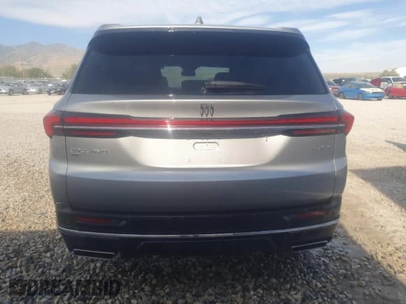 ✅ 2025 Buick Enclave Preferred • VIN: 5GAEVARS2SJ250050 • Lot: 66913065. Listed on Copart with 4,200 mi. Free auction sales archive from the USA and detailed vehicle history report at DreamBid. Image 6.