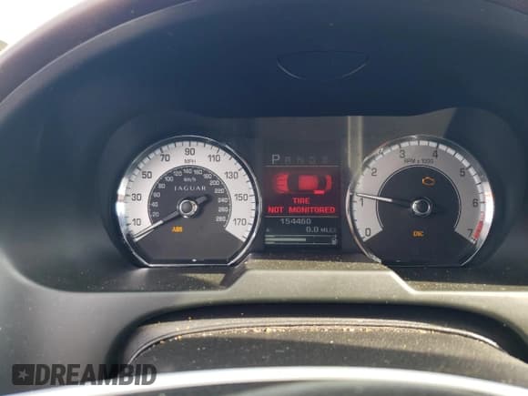 ✅ 2009 Jaguar XF Supercharged • VIN: SAJWA07CX91R04180 • Lot: 81670995. Wystawiony na Copart z przebiegiem 154 460 mil. Bezpłatny archiwum sprzedaży aukcyjnych z USA i szczegółowy raport historii pojazdu na DreamBid. Zdjęcie 9.