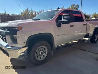 2020 Chevrolet Silverado 3500HD Work Truck с VIN 1GC4YSE71LF156979, выставлен на аукционе Copart как лот 83250104 с пробегом 176 832 миль миль и Чистый • Clean title. История ставок и продаж доступна на DreamBid. Изображение 2.