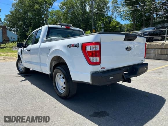 ✅ 2022 Ford F-150 XL • VIN: 1FTEX1EP7NFA60102 • Lot: 65732795. Listed on Copart with 165,546 mi. Free auction sales archive from the USA and detailed vehicle history report at DreamBid. Image 2.