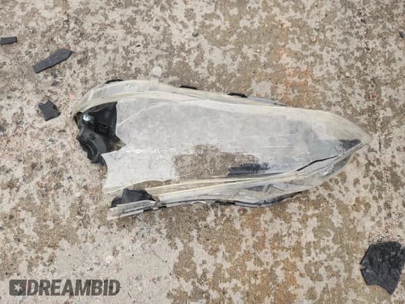 ✅ 2019 Subaru Crosstrek Premium • VIN: JF2GTACC2K8325966 • Lot: 71089745. Listed on Copart with 30,676 mi. Free auction sales archive from the USA and detailed vehicle history report at DreamBid. Image 13.