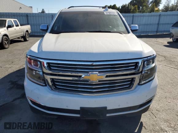 2019 Chevrolet Tahoe Premier с VIN 1GNSKCKJ8KR215870, выставлен на аукционе Copart как лот 67985555 с пробегом 84 891 миль миль и Списание • Salvage title. История ставок и продаж доступна на DreamBid. Изображение 5.