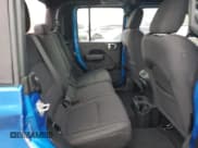 ✅ 2022 Jeep Gladiator Sport • VIN: 1C6HJTAG7NL100980 • Лот: 90792205. Опубликован ранее на Copart с пробегом 27 819 миль. Бесплатный доступ к архиву аукционных продаж из США и подробный отчёт об истории автомобиля на DreamBid. Изображение 10.