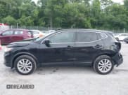 ✅ 2022 Nissan Rogue S • VIN: JN1BJ1AW2NW475025 • Lot: 42487619. Wystawiony na IAAI z przebiegiem 41 106 mil. Bezpłatny archiwum sprzedaży aukcyjnych z USA i szczegółowy raport historii pojazdu na DreamBid. Zdjęcie 14.