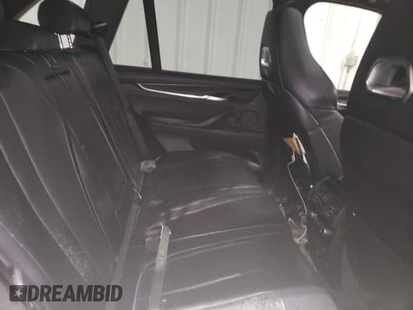 ✅ 2015 BMW X5 M • VIN: 5YMKT6C58F0C89657 • Lot: 77462264. Listed on Copart with 110,706 mi. Free auction sales archive from the USA and detailed vehicle history report at DreamBid. Image 11.