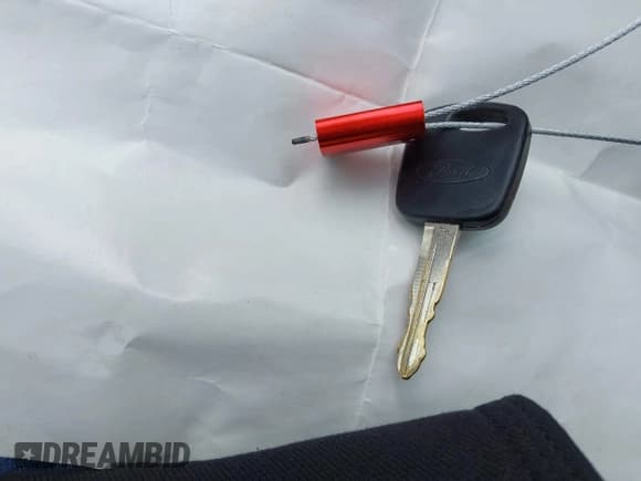 ✅ 2003 Ford Focus LX • VIN: 1FAFP33PX3W181700 • Lot: 41910086. Listed on IAAI with 139,777 mi. Free auction sales archive from the USA and detailed vehicle history report at DreamBid. Image 11.