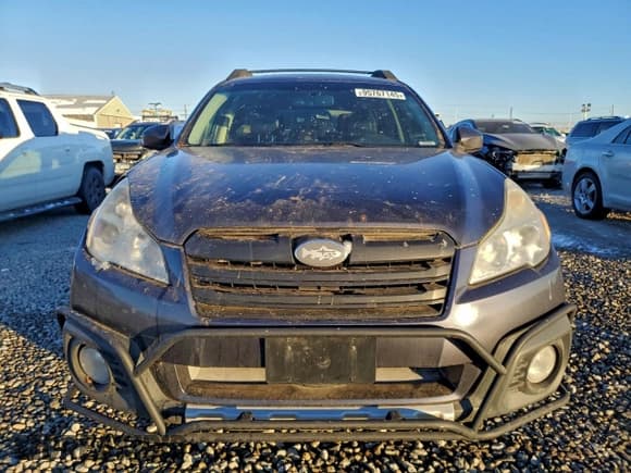 ✅ 2013 Subaru Outback Limited • VIN: 4S4BRDKCXD2247366 • Lot: 95767145. Listed on Copart with 187,747 mi. Free auction sales archive from the USA and detailed vehicle history report at DreamBid. Image 5.