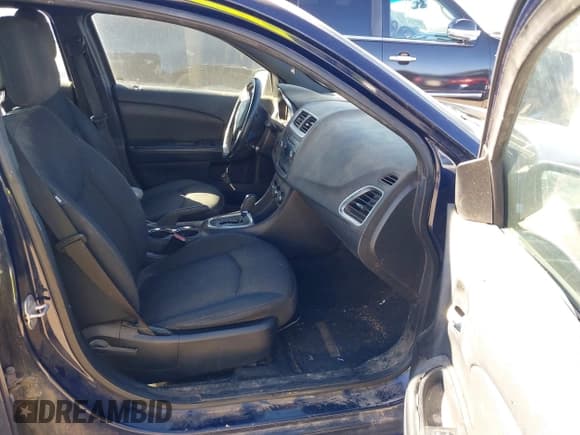 ✅ 2013 Dodge Avenger SXT • VIN: 1C3CDZCG6DN586103 • Лот: 41419682. Опубликован ранее на IAAI с пробегом 128 368 миль. Бесплатный доступ к архиву аукционных продаж из США и подробный отчёт об истории автомобиля на DreamBid. Изображение 5.