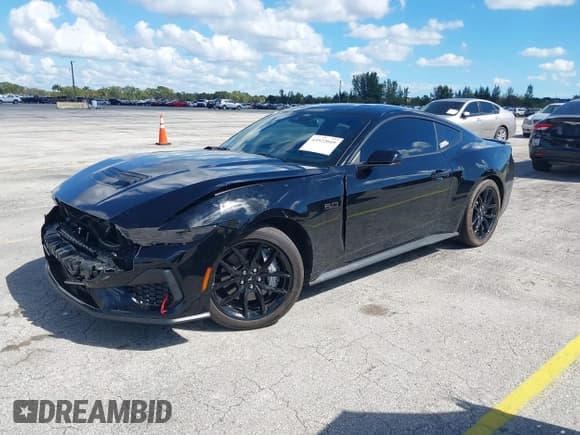 ✅ 2025 Ford Mustang GT • VIN: 1FA6P8CF2S5408158 • Лот: 43522049. Опубликован ранее на IAAI с пробегом 6 292 миль. Бесплатный доступ к архиву аукционных продаж из США и подробный отчёт об истории автомобиля на DreamBid. Изображение 18.