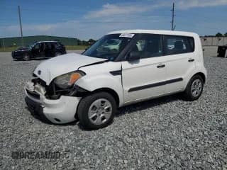 ✅ 2011 Kia Soul • VIN: KNDJT2A14B7714383 • Лот: 66677495. Опубликован ранее на Copart с пробегом 181 731 миль. Бесплатный доступ к архиву аукционных продаж из США и подробный отчёт об истории автомобиля на DreamBid. Изображение 1.
