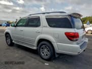 ✅ 2006 Toyota Sequoia Limited • VIN: 5TDZT38A06S269893 • Лот: 94116815. Опубликован ранее на Copart с пробегом 307 698 миль. Бесплатный доступ к архиву аукционных продаж из США и подробный отчёт об истории автомобиля на DreamBid. Изображение 2.