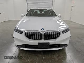 ✅ 2026 BMW 5 Series 530i xDrive • VIN: WBA53FJ06TCW03923 • Lot: 94054785. Listed on Copart with 4,255 mi. Free auction sales archive from the USA and detailed vehicle history report at DreamBid. Image 5.