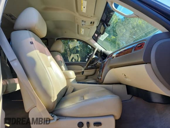 ✅ 2012 Chevrolet Silverado 1500 LTZ • VIN: 3GCPKTE74CG259610 • Lot: 90072435. Listed on Copart with 158,561 mi. Free auction sales archive from the USA and detailed vehicle history report at DreamBid. Image 7.