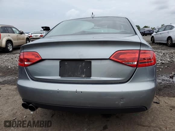 ✅ 2010 Audi A4 Premium • VIN: WAUBFAFL4AN017724 • Lot: 83964835. Wystawiony na Copart z przebiegiem 183 220 mil. Bezpłatny archiwum sprzedaży aukcyjnych z USA i szczegółowy raport historii pojazdu na DreamBid. Zdjęcie 6.