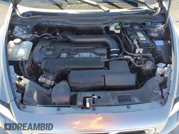 ✅ 2010 Volvo V50 R-Design • VIN: YV1672MJ8A2560045 • Lot: 89729445. Listed on Copart with 202,135 mi. Free auction sales archive from the USA and detailed vehicle history report at DreamBid. Image 11.