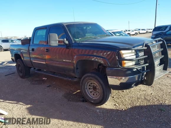 ✅ 2004 Chevrolet Silverado 2500HD LS • VIN: 1GCHC23U64F240015 • Лот: 41489933. Опубликован ранее на IAAI с пробегом 460 307 миль. Бесплатный доступ к архиву аукционных продаж из США и подробный отчёт об истории автомобиля на DreamBid. Изображение 1.