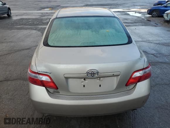 ✅ 2007 Toyota Camry LE • VIN: 4T1BK46KX7U532180 • Лот: 87113895. Опубликован ранее на Copart с пробегом 169 482 миль. Бесплатный доступ к архиву аукционных продаж из США и подробный отчёт об истории автомобиля на DreamBid. Изображение 6.