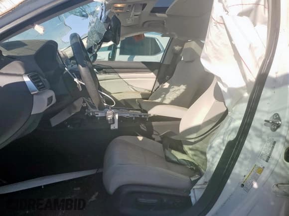 ✅ 2018 Honda Accord Touring • VIN: 1HGCV2F98JA008036 • Lot: 93267035. Listed on Copart with 83,871 mi. Free auction sales archive from the USA and detailed vehicle history report at DreamBid. Image 7.