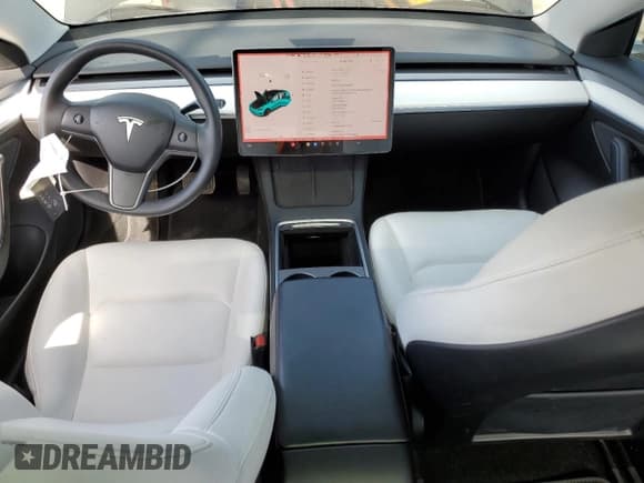 ✅ 2022 Tesla Model 3 Long Range • VIN: 5YJ3E1EB4NF122030 • Lot: 53525045. Wystawiony na Copart z przebiegiem 62 454 mil. Bezpłatny archiwum sprzedaży aukcyjnych z USA i szczegółowy raport historii pojazdu na DreamBid. Zdjęcie 8.