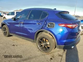 ✅ 2021 Alfa Romeo Stelvio • VIN: ZASPAJAN6M7C99736 • Lot: 94131165. Wystawiony na Copart z przebiegiem 82 760 mil. Bezpłatny archiwum sprzedaży aukcyjnych z USA i szczegółowy raport historii pojazdu na DreamBid. Zdjęcie 2.