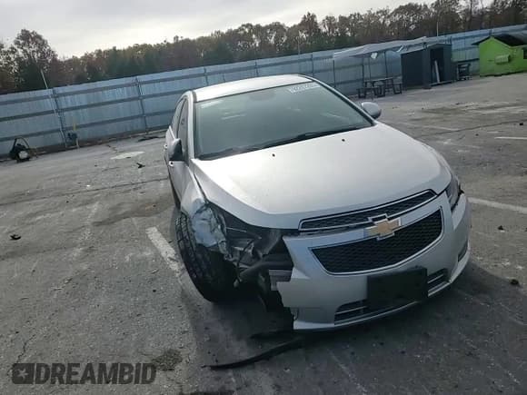 ✅ 2014 Chevrolet Cruze 2LT • VIN: 1G1PE5SB8E7363925 • Lot: 92287265. Listed on Copart with 195,292 mi. Free auction sales archive from the USA and detailed vehicle history report at DreamBid. Image 14.