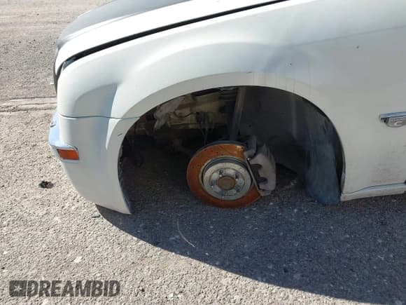 ✅ 2006 Dodge Magnum R/T • VIN: 2D4GV57246H204179 • Lot: 43650901. Listed on IAAI with Not provided. Free auction sales archive from the USA and detailed vehicle history report at DreamBid. Image 15.