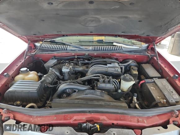 ✅ 2004 Mercury Mountaineer Convenience • VIN: 4M2ZU66KX4UJ21439 • Lot: 80073645. Listed on Copart with 153,692 mi. Free auction sales archive from the USA and detailed vehicle history report at DreamBid. Image 12.