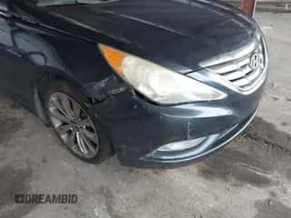 2013 Hyundai Sonata Limited with VIN 5NPEC4AB3DH676200, listed as a IAAI auction lot 43402903 with 171,243 mi miles and . Bid and sale history available at DreamBid. Image 6.