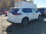 ✅ 2024 Nissan Rogue S • VIN: 5N1BT3AA3RC739248 • Лот: 43495118. Опубликован ранее на IAAI с пробегом 1 769 миль. Бесплатный доступ к архиву аукционных продаж из США и подробный отчёт об истории автомобиля на DreamBid. Изображение 4.