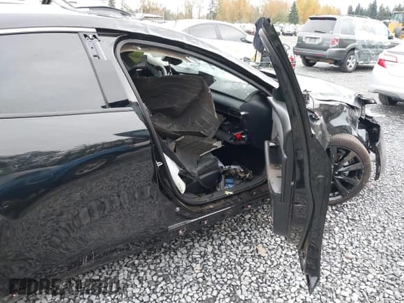 ✅ 2023 Mazda 3 Premium Plus • VIN: 3MZBPBEY6PM366435 • Lot: 43592805. Listed on IAAI with Not provided. Free auction sales archive from the USA and detailed vehicle history report at DreamBid. Image 5.