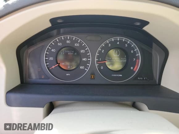 ✅ 2008 Volvo V70 • VIN: YV1BW982181036846 • Lot: 44810655. Listed on Copart with 138,674 mi. Free auction sales archive from the USA and detailed vehicle history report at DreamBid. Image 9.