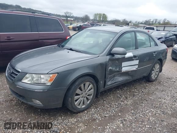 ✅ 2010 Hyundai Sonata Limited • VIN: 5NPEU4AC5AH606148 • Лот: 38831468. Опубликован ранее на IAAI с пробегом 96 046 миль. Бесплатный доступ к архиву аукционных продаж из США и подробный отчёт об истории автомобиля на DreamBid. Изображение 2.