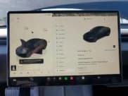 ✅ 2024 Tesla Model 3 • VIN: 5YJ3E1EA6RF771177 • Lot: 87237475. Wystawiony na Copart z przebiegiem 28 516 mil. Bezpłatny archiwum sprzedaży aukcyjnych z USA i szczegółowy raport historii pojazdu na DreamBid. Zdjęcie 9.