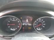 ✅ 2018 Kia Sedona LX • VIN: KNDMB5C1XJ6360498 • Лот: 67119535. Опубликован ранее на Copart с пробегом 87 920 миль. Бесплатный доступ к архиву аукционных продаж из США и подробный отчёт об истории автомобиля на DreamBid. Изображение 9.