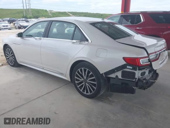 ✅ 2017 Lincoln Continental Select • VIN: 1LN6L9SP1H5605414 • Lot: 43099490. Wystawiony na IAAI z przebiegiem 73 441 mil. Bezpłatny archiwum sprzedaży aukcyjnych z USA i szczegółowy raport historii pojazdu na DreamBid. Zdjęcie 3.