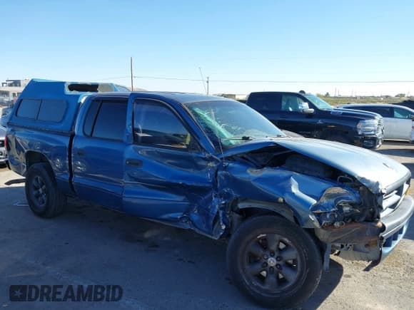 ✅ 2004 Dodge Dakota Sport • VIN: 1D7HL38K54S639797 • Lot: 43554673. Wystawiony na IAAI z przebiegiem 174 717 mil. Bezpłatny archiwum sprzedaży aukcyjnych z USA i szczegółowy raport historii pojazdu na DreamBid. Zdjęcie 6.