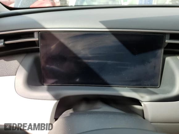 ✅ 2024 Hyundai Tucson Limited • VIN: 5NMJE3DE0RH400389 • Lot: 73637434. Wystawiony na Copart z przebiegiem Nie podano. Bezpłatny archiwum sprzedaży aukcyjnych z USA i szczegółowy raport historii pojazdu na DreamBid. Zdjęcie 9.