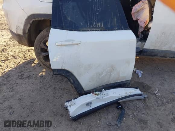 2019 Jeep Compass Limited with VIN 3C4NJDCB0KT664943, listed as a IAAI auction lot 41747015 with 89,199 mi miles and . Bid and sale history available at DreamBid. Image 12.