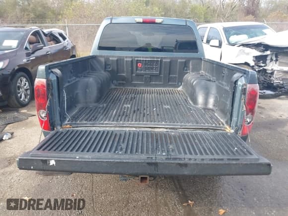 ✅ 2006 Chevrolet Colorado 1LT • VIN: 1GCDT136268249277 • Lot: 41284489. Wystawiony na IAAI z przebiegiem 73 642 mil. Bezpłatny archiwum sprzedaży aukcyjnych z USA i szczegółowy raport historii pojazdu na DreamBid. Zdjęcie 8.