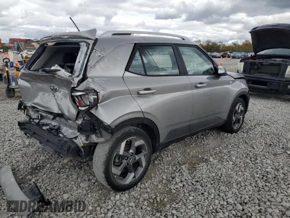 ✅ 2023 Hyundai Venue Limited • VIN: KMHRC8A39PU231578 • Lot: 89888365. Listed on Copart with 88,946 mi. Free auction sales archive from the USA and detailed vehicle history report at DreamBid. Image 3.